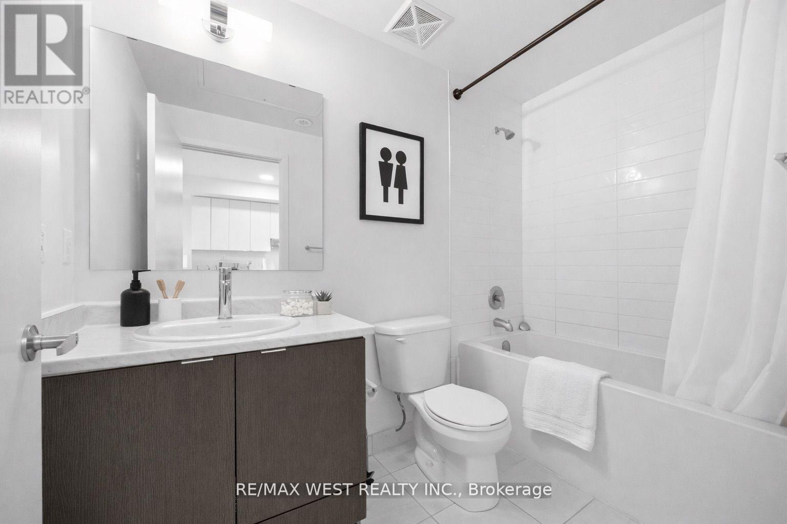 311 - 120 Canon Jackson Drive, Toronto, Ontario  M6M 0B8 - Photo 6 - W13094202