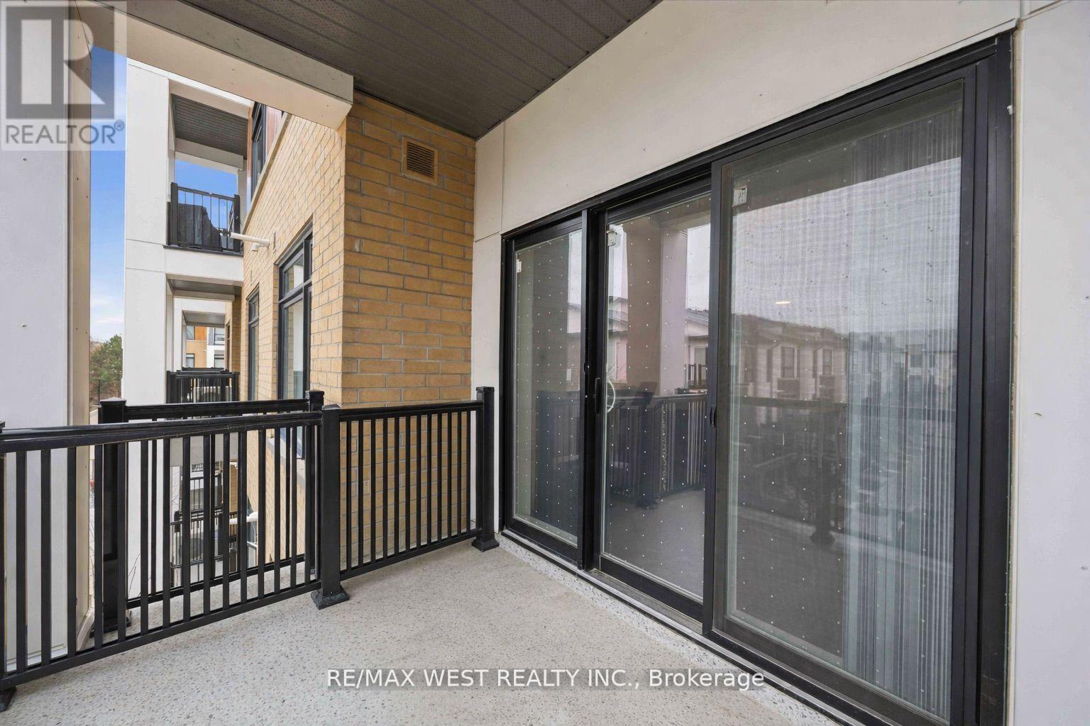 311 - 120 Canon Jackson Drive, Toronto, Ontario  M6M 0B8 - Photo 8 - W13094202