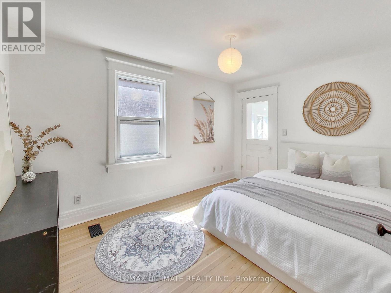 24 Pauline Avenue, Toronto, Ontario  M6H 3M8 - Photo 26 - W13094218