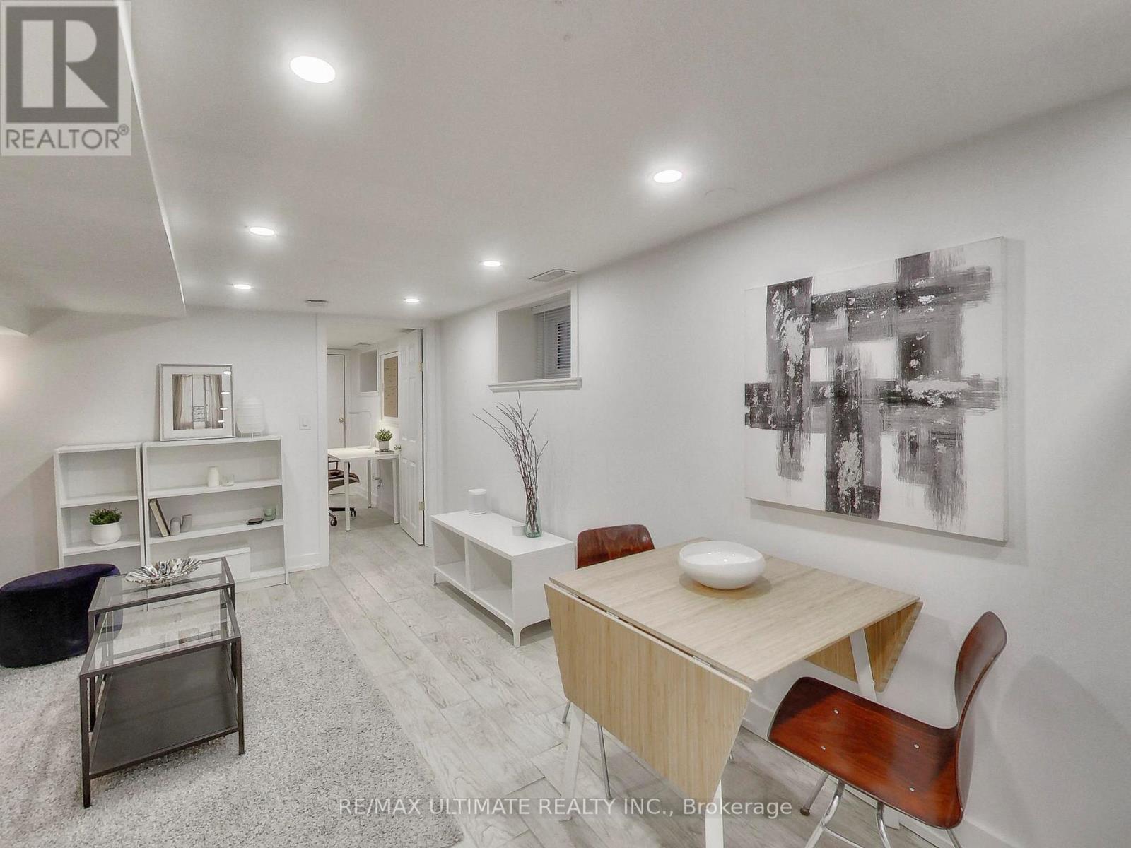24 Pauline Avenue, Toronto, Ontario  M6H 3M8 - Photo 36 - W13094218