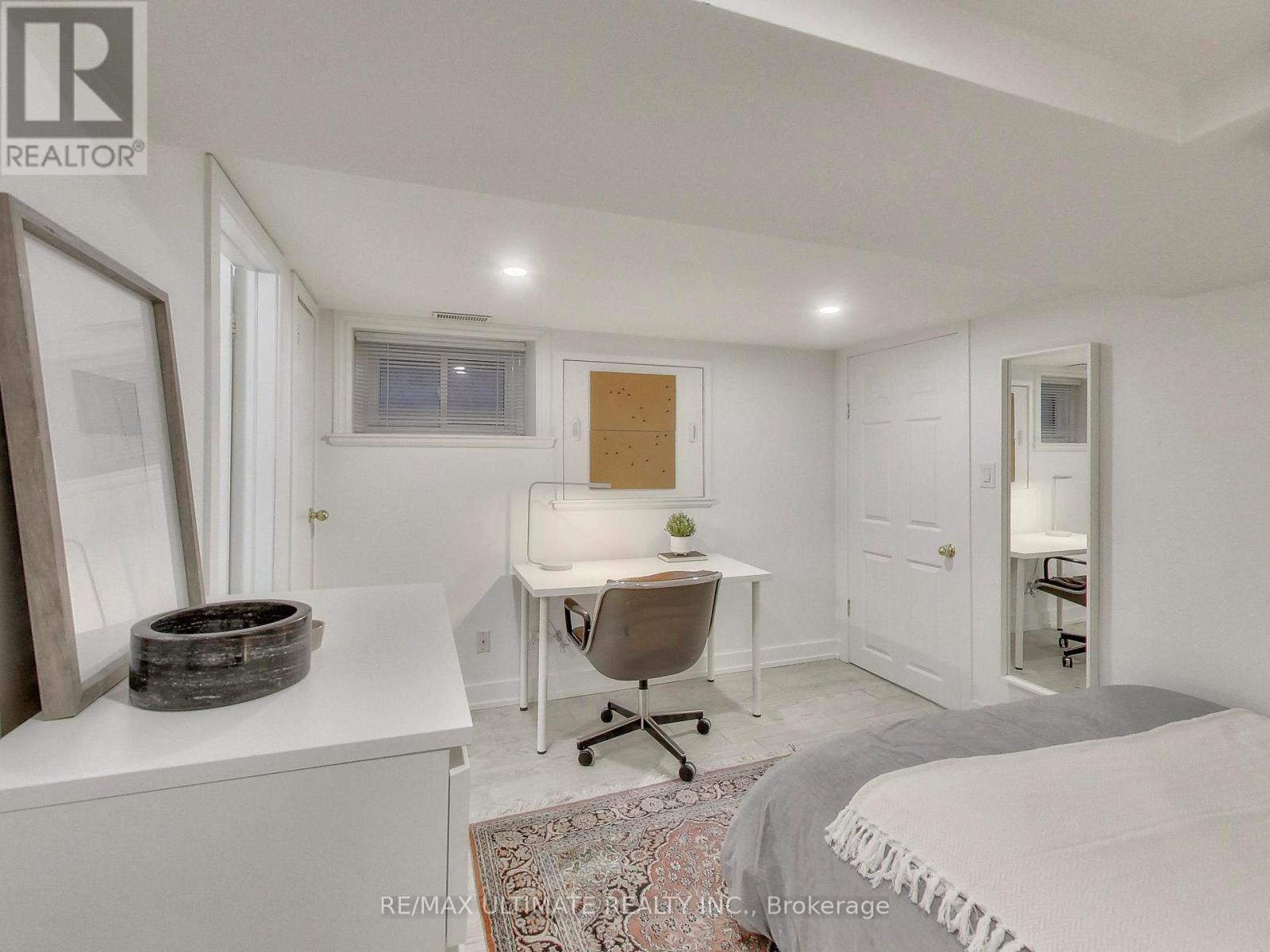 24 Pauline Avenue, Toronto, Ontario  M6H 3M8 - Photo 44 - W13094218