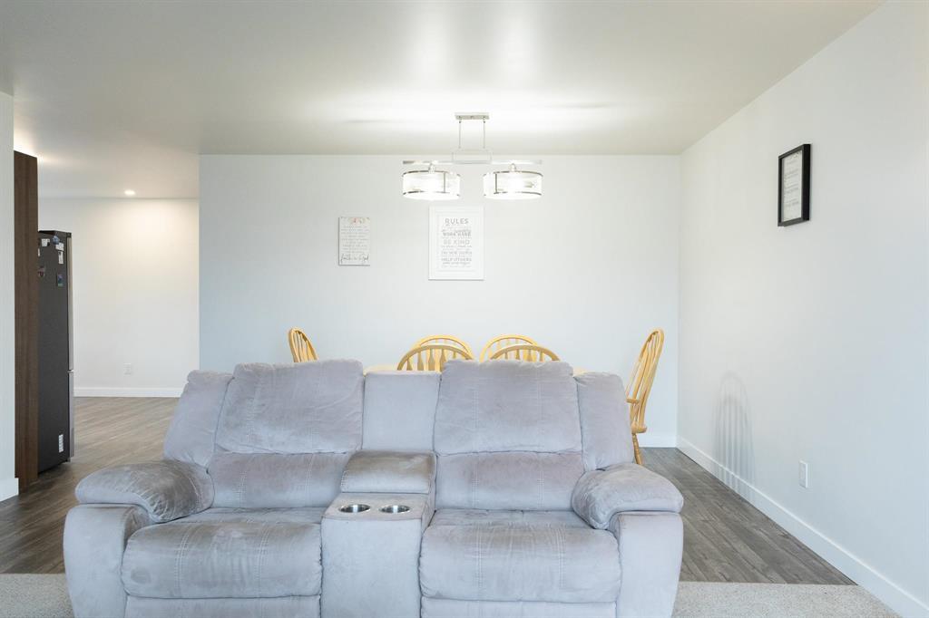 9 Imperial Crescent, Steinbach, Manitoba  R5G 2T7 - Photo 7 - 202609477