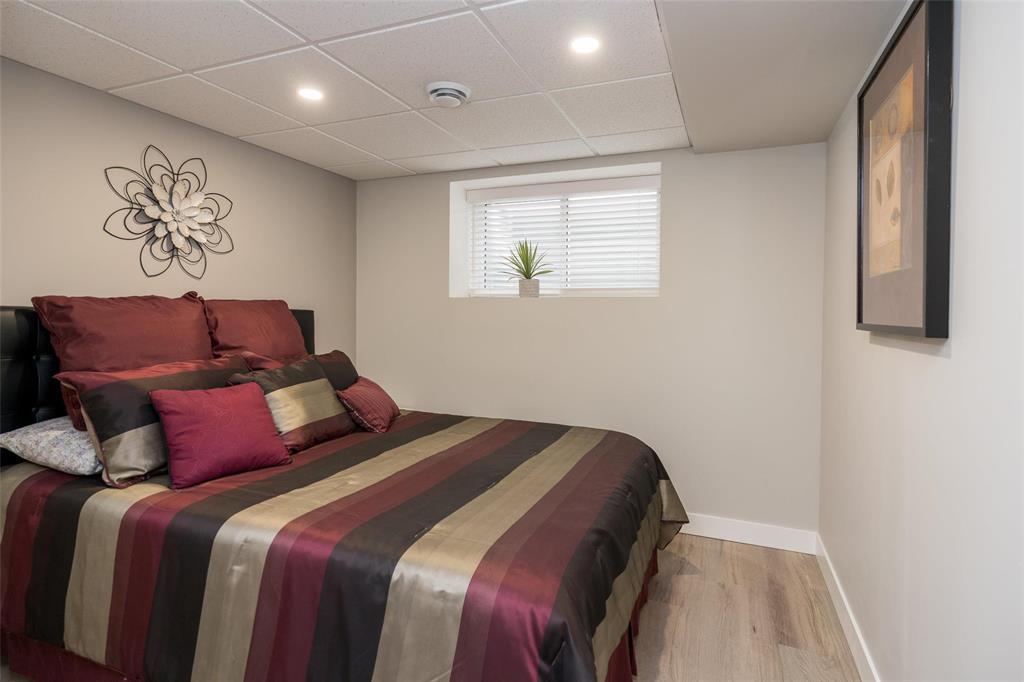 15 Berkeley Bend, Steinbach, Manitoba  R5G 2K4 - Photo 33 - 202609694
