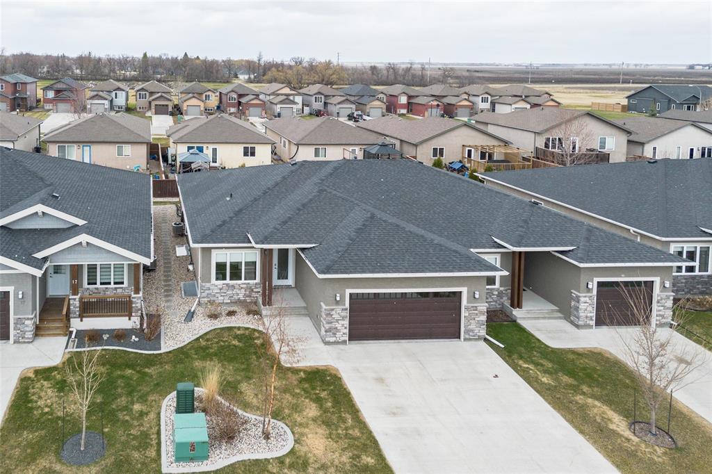 15 Berkeley Bend, Steinbach, Manitoba  R5G 2K4 - Photo 49 - 202609694