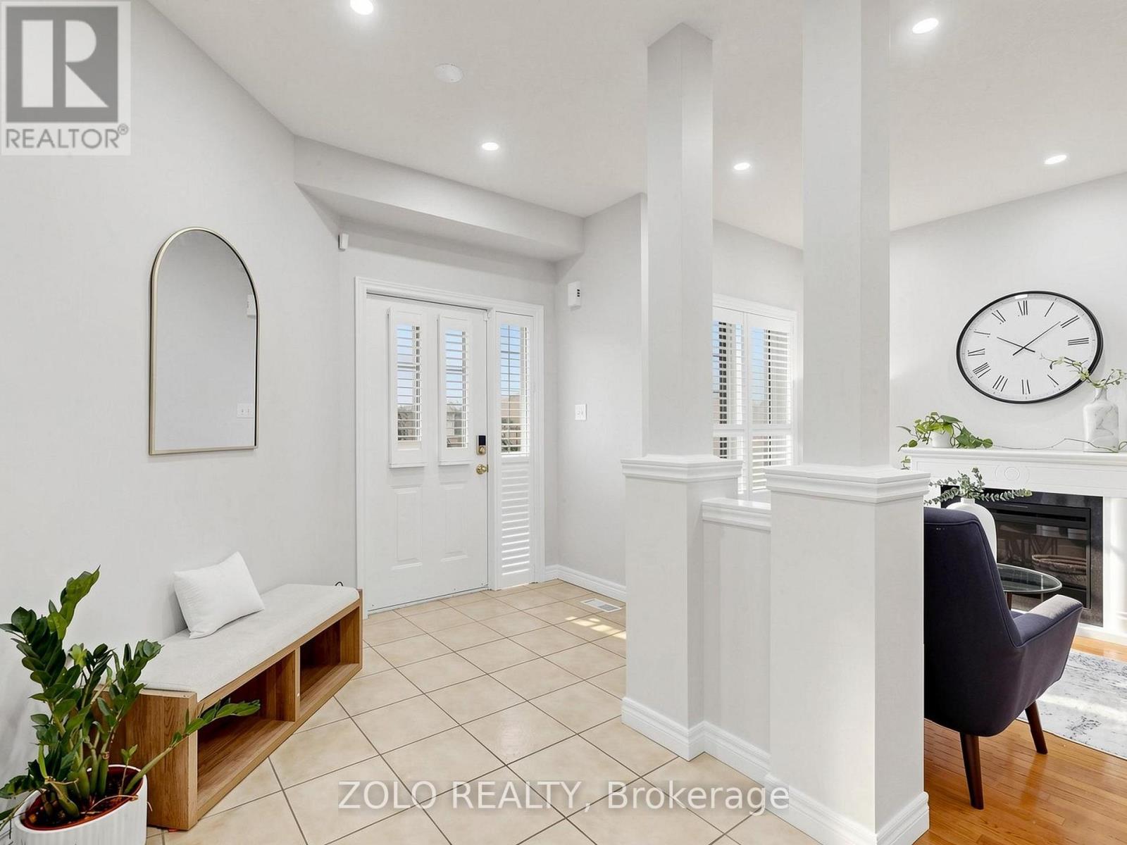 70 Doon Mills Drive, Kitchener, Ontario  N2P 2S3 - Photo 3 - X13094224