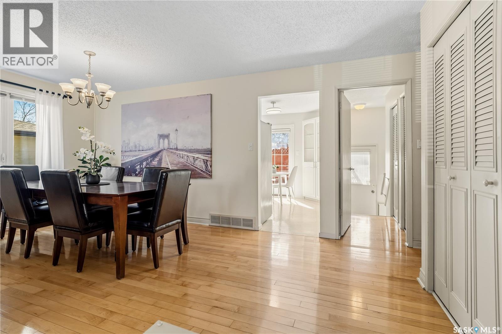 6 Selkirk Crescent, Regina, Saskatchewan  S4S 6J4 - Photo 6 - SK034970