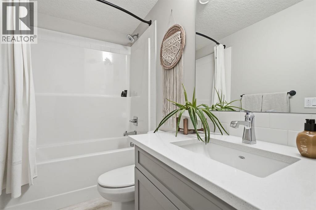 19 Masters Green Se, Calgary, Alberta  T3M 2T4 - Photo 36 - A2283659