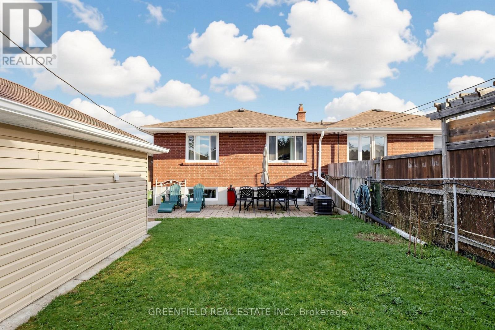 87 Mulholland Avenue, Toronto, Ontario  M6A 2S5 - Photo 45 - W13018826