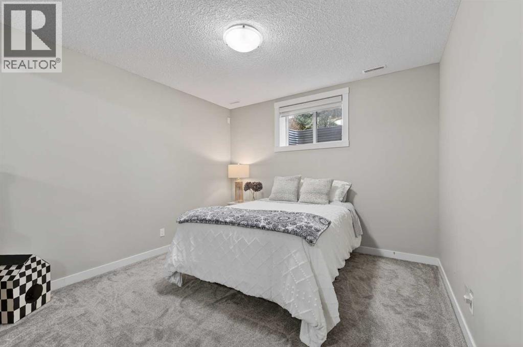 19 Cranbrook Crescent Se, Calgary, Alberta  T3M 3L5 - Photo 38 - A2307036