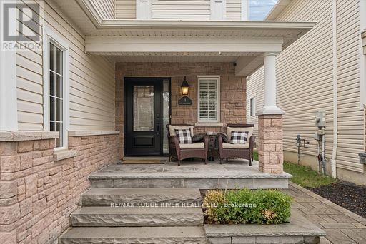9 Dunstable Drive, Whitby, Ontario  L1M 2L8 - Photo 3 - E13094384