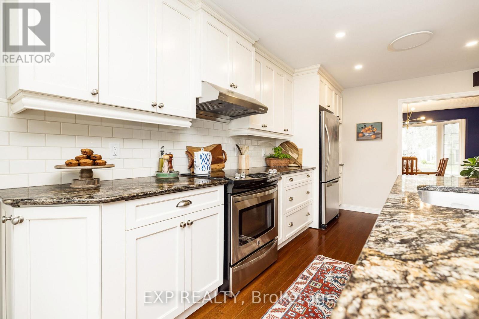 17 Erinlea Court, Ottawa, Ontario  K2E 7C8 - Photo 18 - X13094390