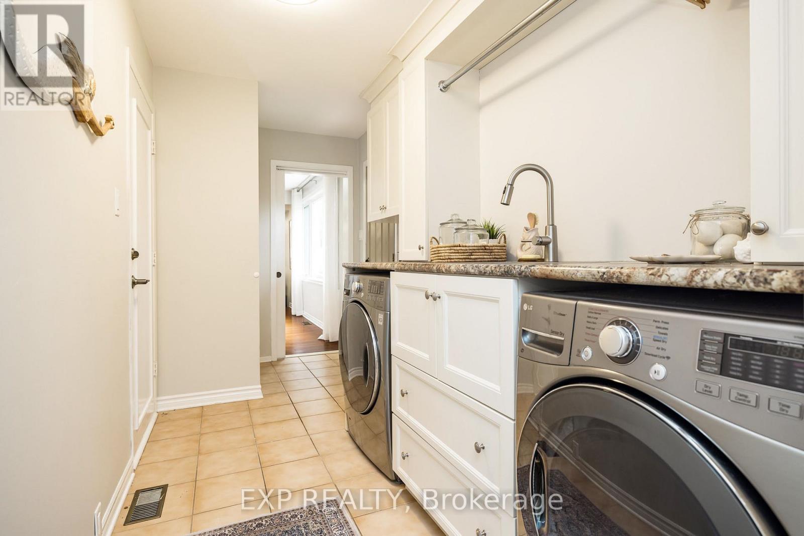 17 Erinlea Court, Ottawa, Ontario  K2E 7C8 - Photo 28 - X13094390