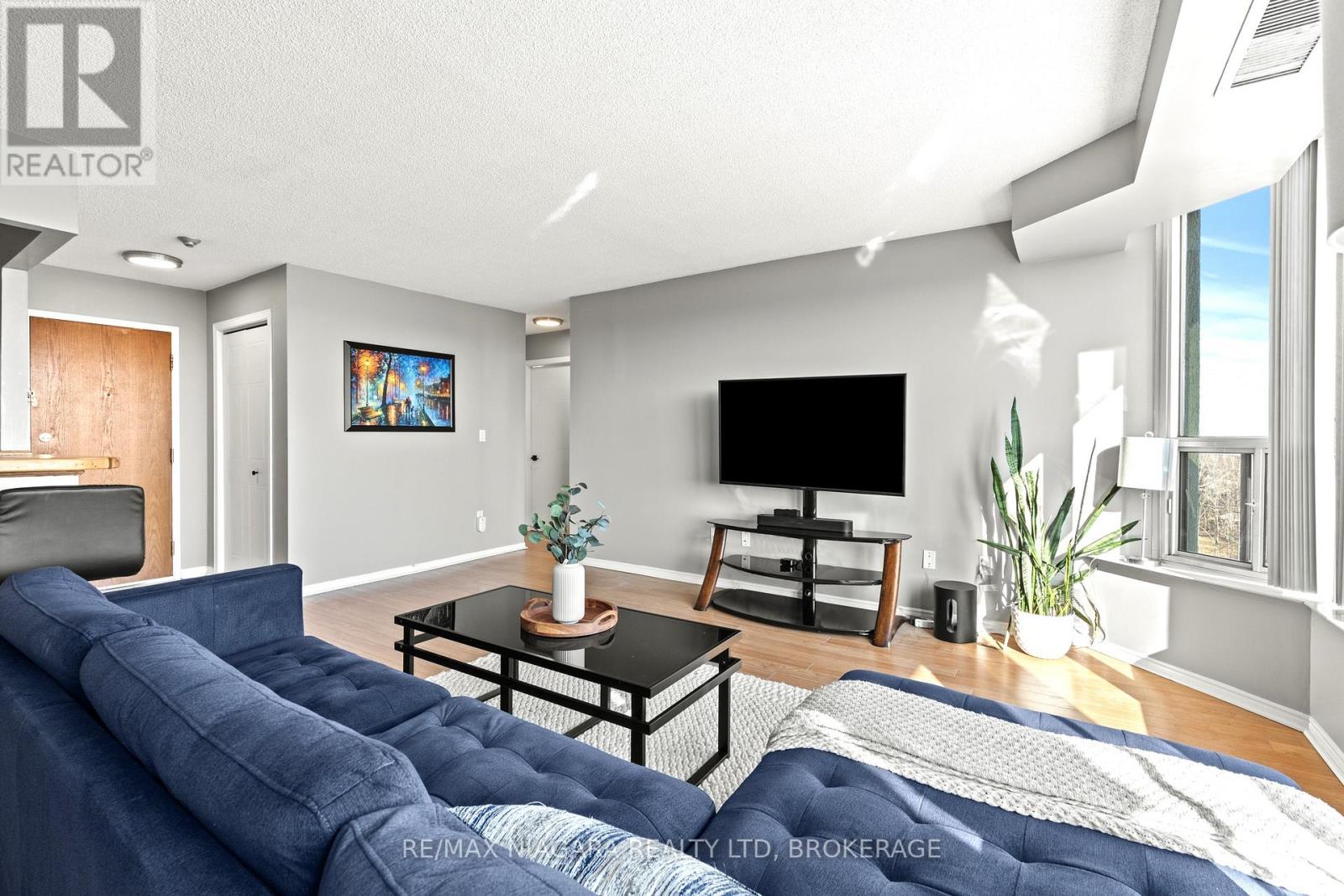 601 - 81 Scott Street, St. Catharines, Ontario  L2N 7L5 - Photo 10 - X13094398