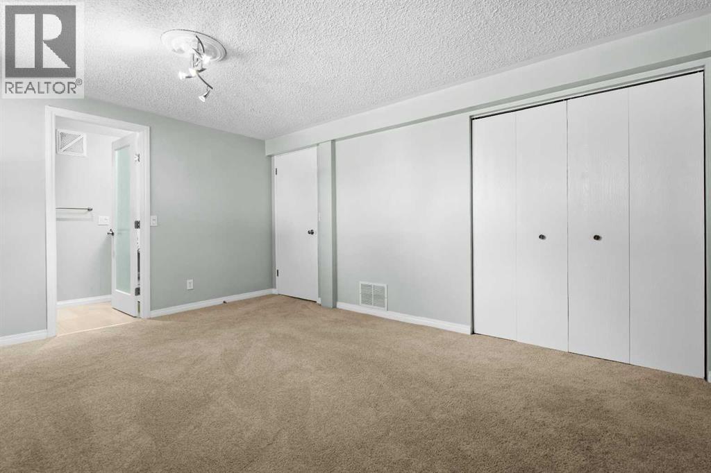 7715 67 Avenue Nw, Calgary, Alberta  T3B 4B2 - Photo 27 - A2308873