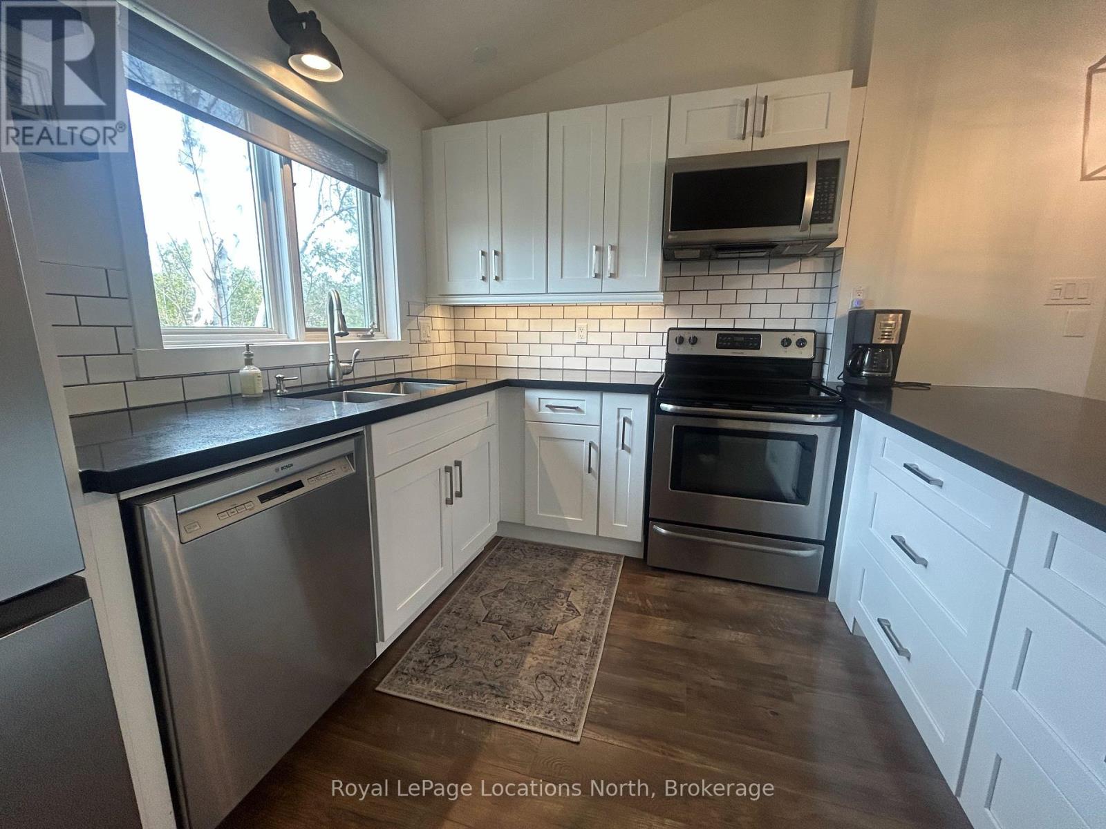 1 - 561 Oxbow Crescent, Collingwood, Ontario  L9Y 5B4 - Photo 8 - S13094340