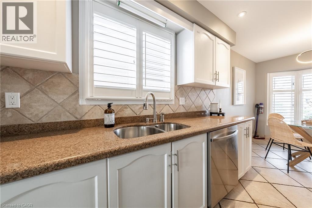 680 Rexford Drive, Hamilton, Ontario  L8W 3G1 - Photo 7 - 40805813