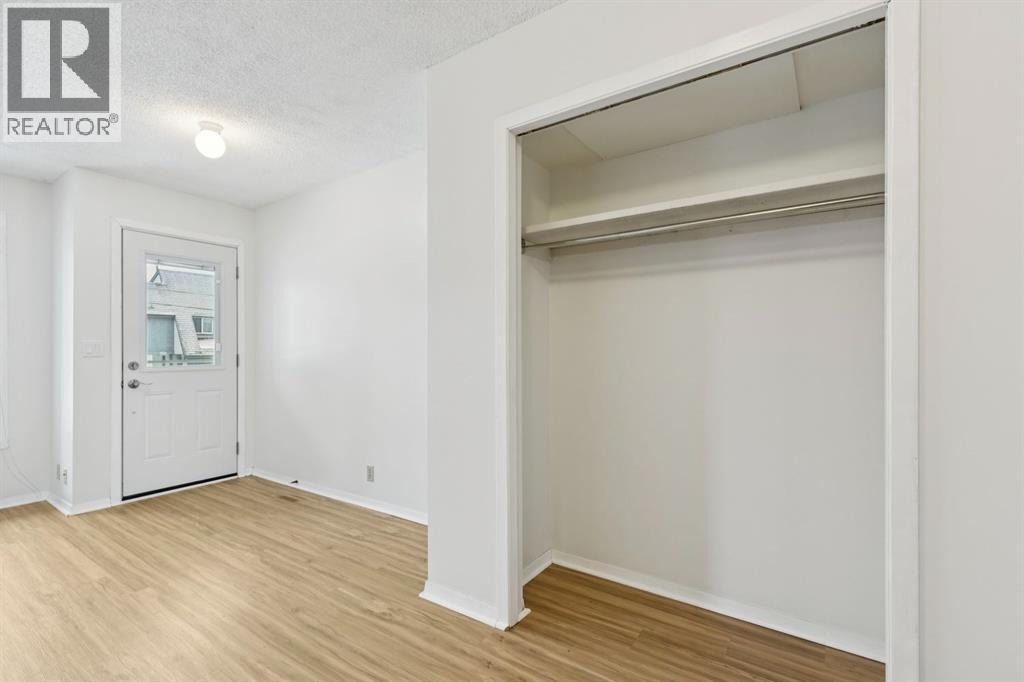 4530 Montgomery Avenue Nw, Calgary, Alberta  T3B 0K9 - Photo 8 - A2298140