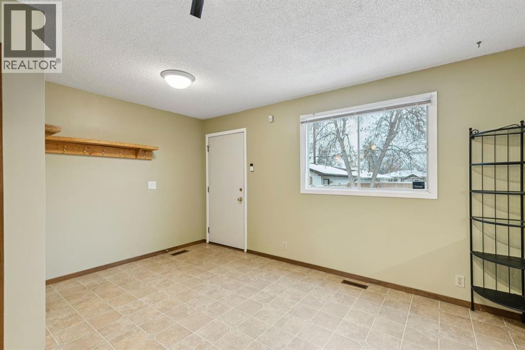 4530 Montgomery Avenue Nw, Calgary, Alberta  T3B 0K9 - Photo 16 - A2298140
