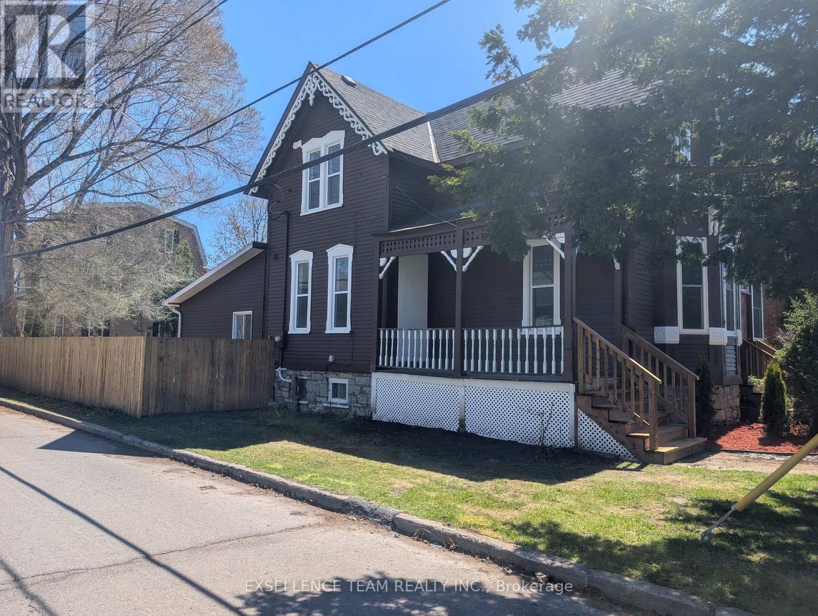 241 Sydney Street, Cornwall, Ontario  K6H 3R3 - Photo 3 - X13094350