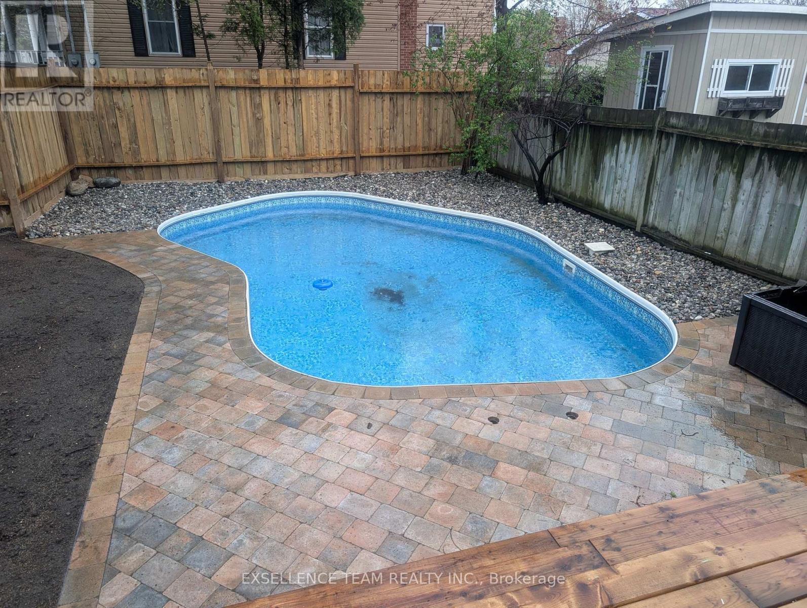 241 Sydney Street, Cornwall, Ontario  K6H 3R3 - Photo 32 - X13094350