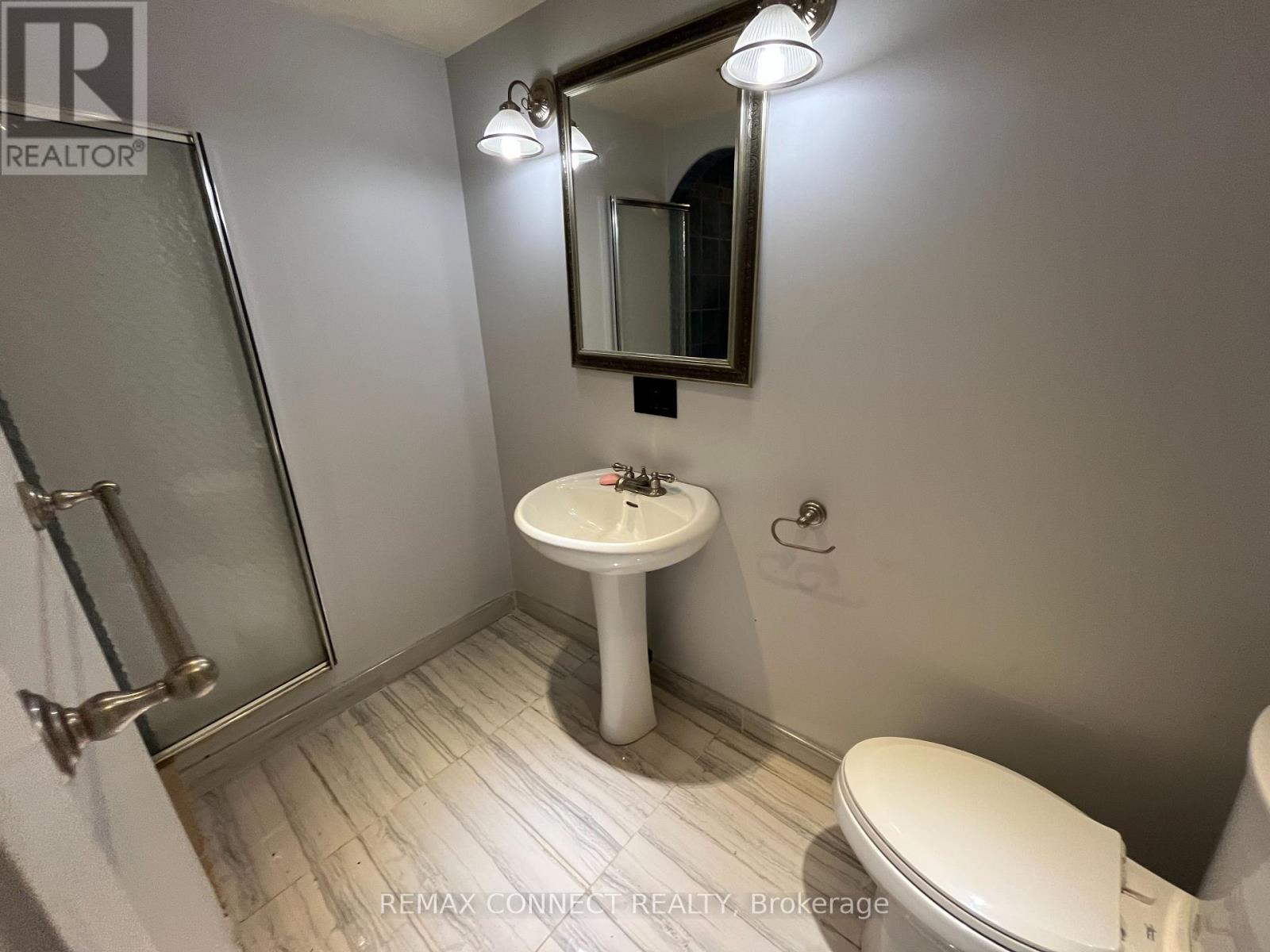 12 Brock Street, Ajax, Ontario  L1S 1T1 - Photo 37 - E13094374