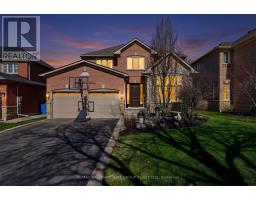 260 WILLIS DRIVE, Aurora, Ontario