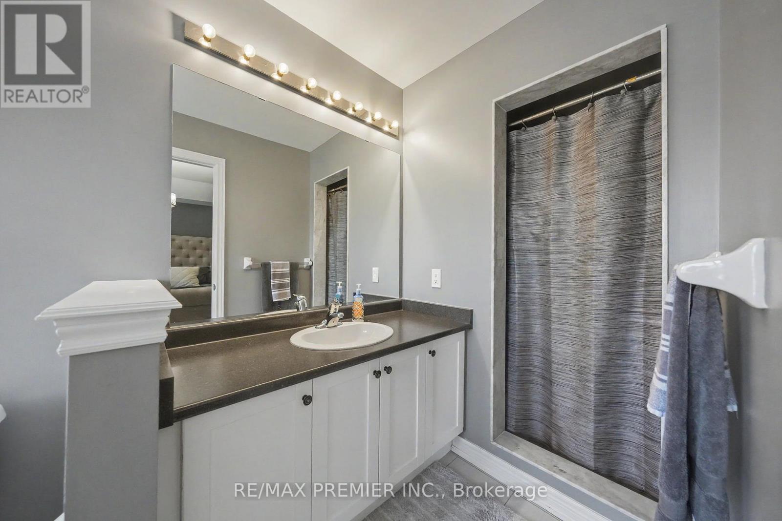 82 Chesterwood Crescent, Brampton, Ontario  L6Y 0Z5 - Photo 28 - W13093164