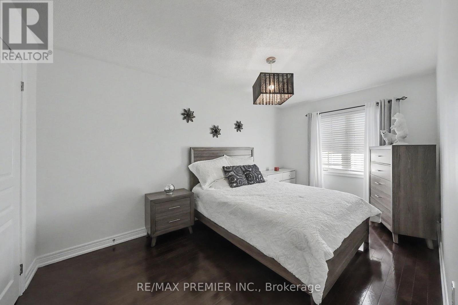 82 Chesterwood Crescent, Brampton, Ontario  L6Y 0Z5 - Photo 35 - W13093164