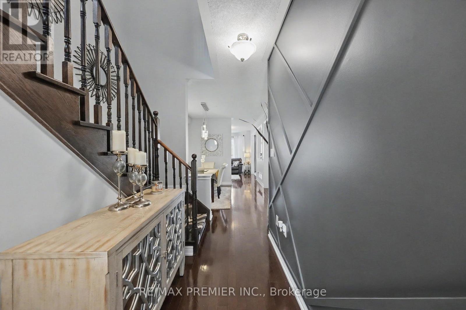 82 Chesterwood Crescent, Brampton, Ontario  L6Y 0Z5 - Photo 8 - W13093164