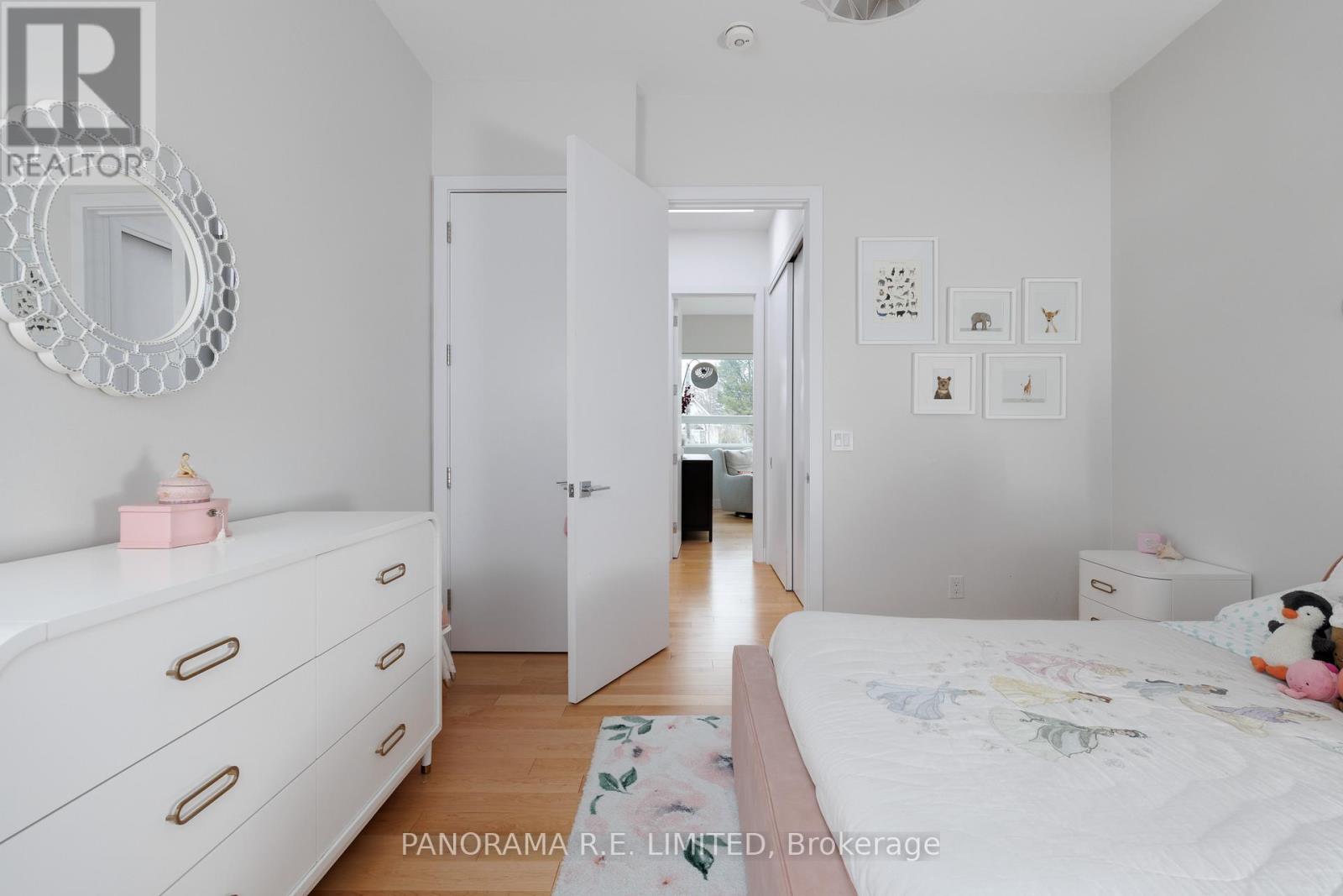8 Greenford Road, Toronto, Ontario  M9A 3E6 - Photo 33 - W13094336