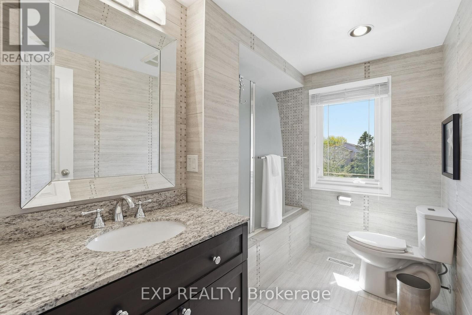 6123 Edenwood Drive, Mississauga, Ontario  L5N 2Y6 - Photo 17 - W13094378