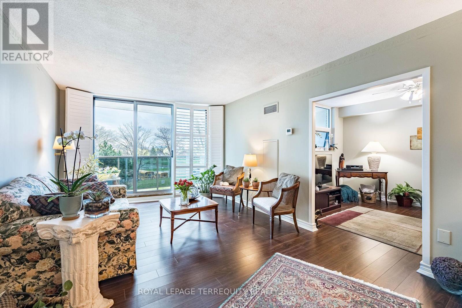 306 - 299 Mill Road, Toronto, Ontario  M9C 4V9 - Photo 9 - W13094380