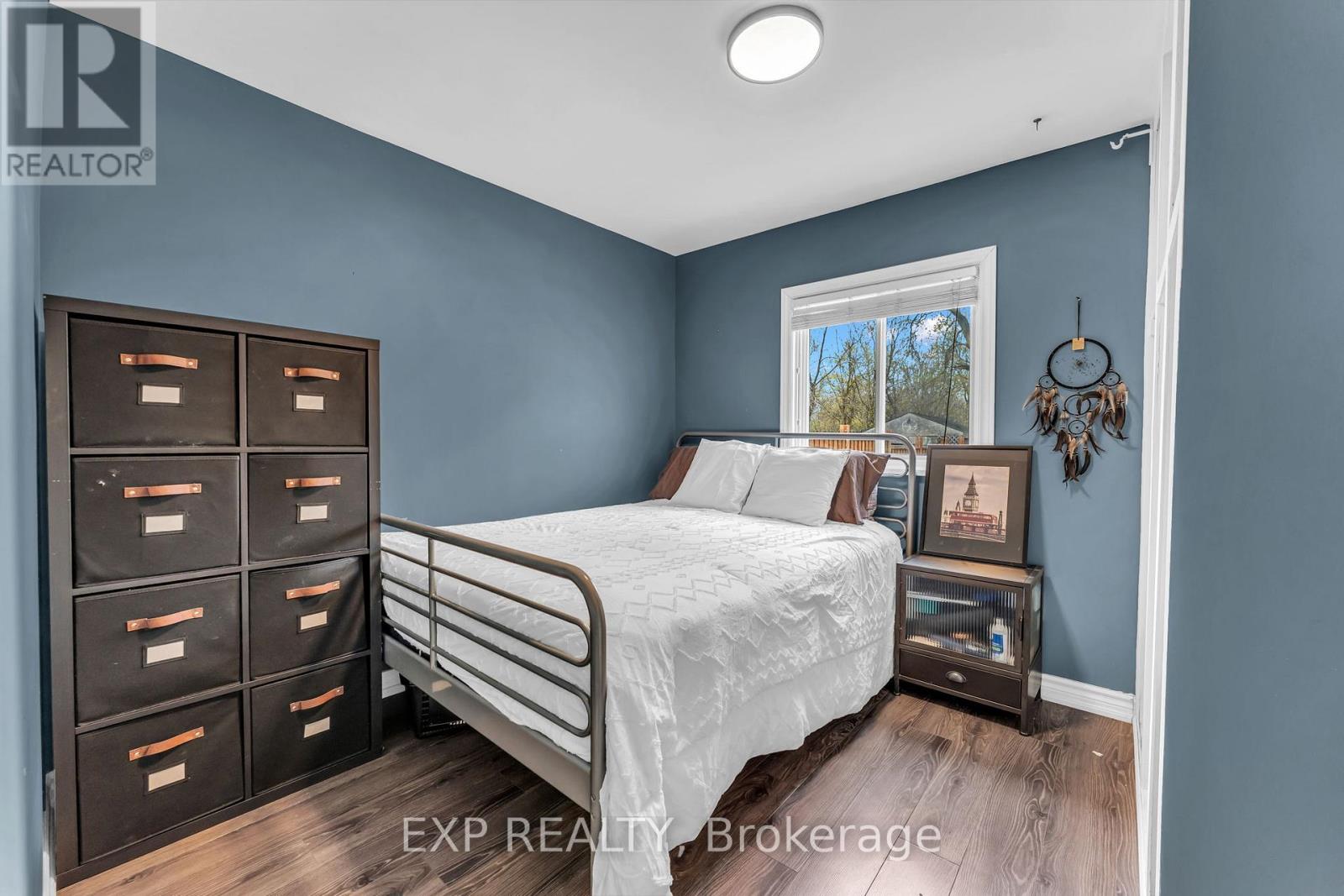 135 Poplar Avenue, Halton Hills, Ontario  L7J 2E3 - Photo 10 - W13094396