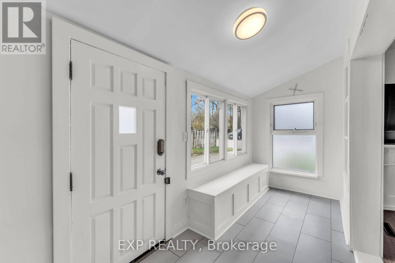 135 Poplar Avenue, Halton Hills, Ontario  L7J 2E3 - Photo 16 - W13094396