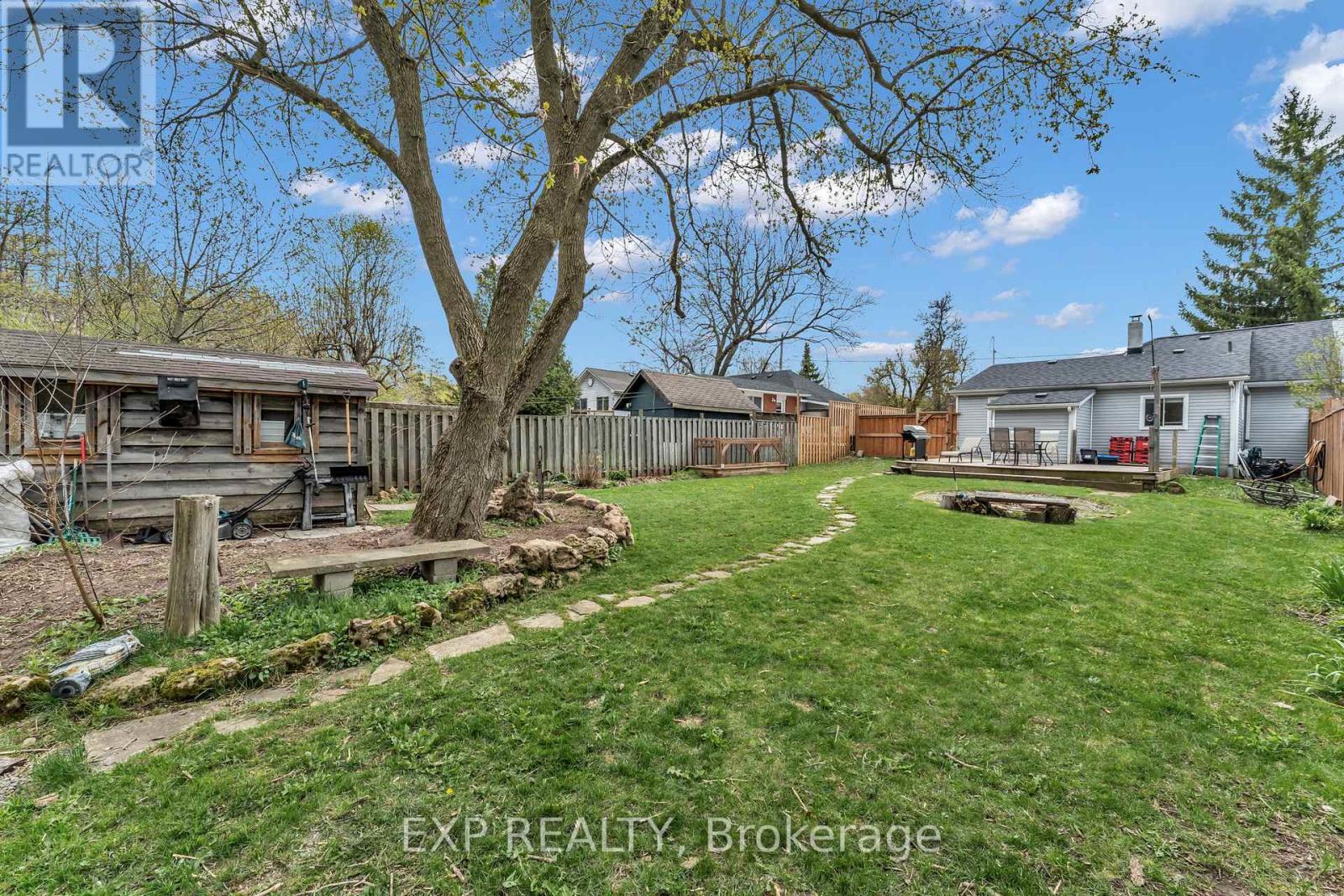 135 Poplar Avenue, Halton Hills, Ontario  L7J 2E3 - Photo 19 - W13094396