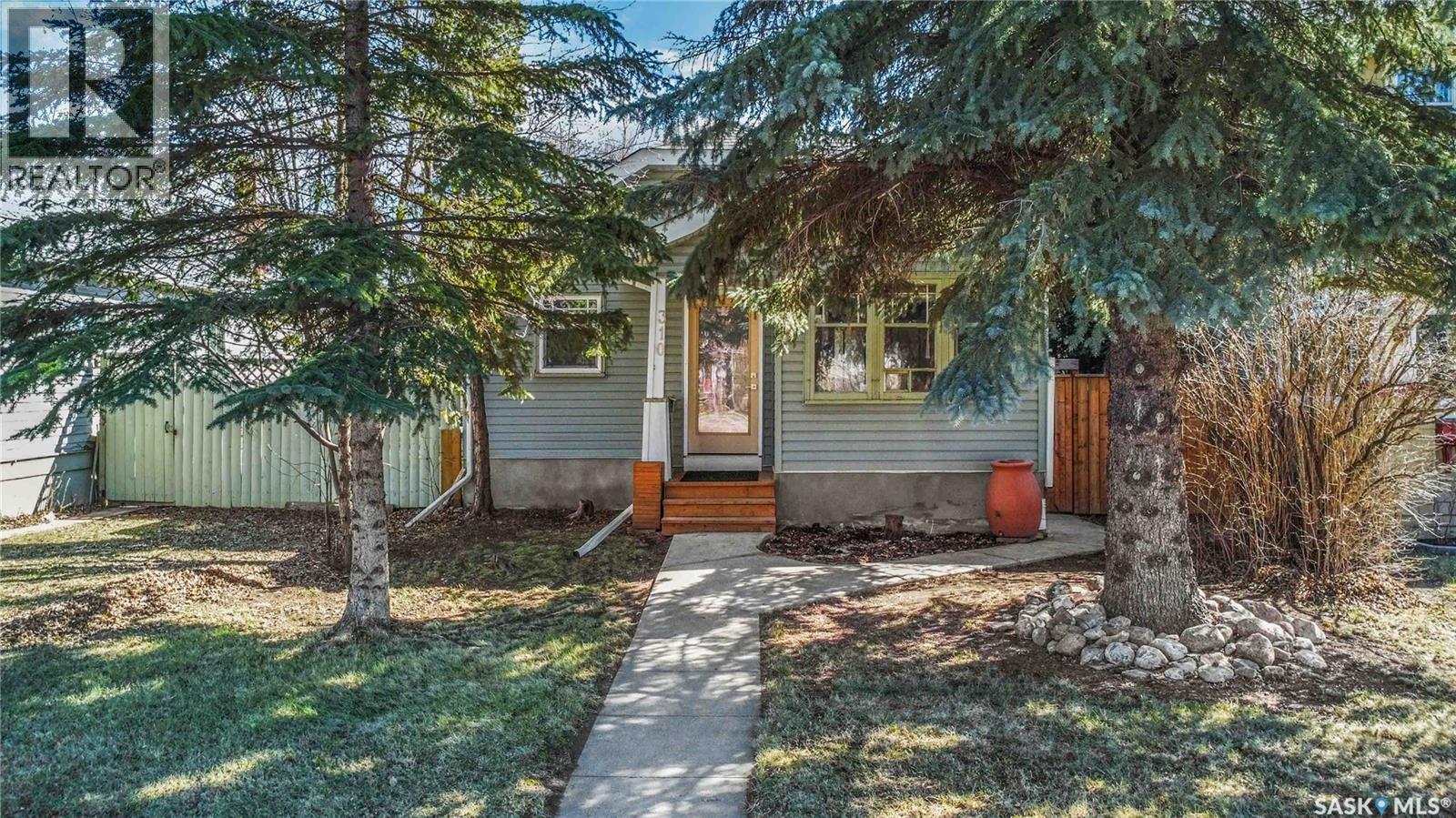 310 8th Street E, Saskatoon, Saskatchewan  S7H 0P5 - Photo 2 - SK034867
