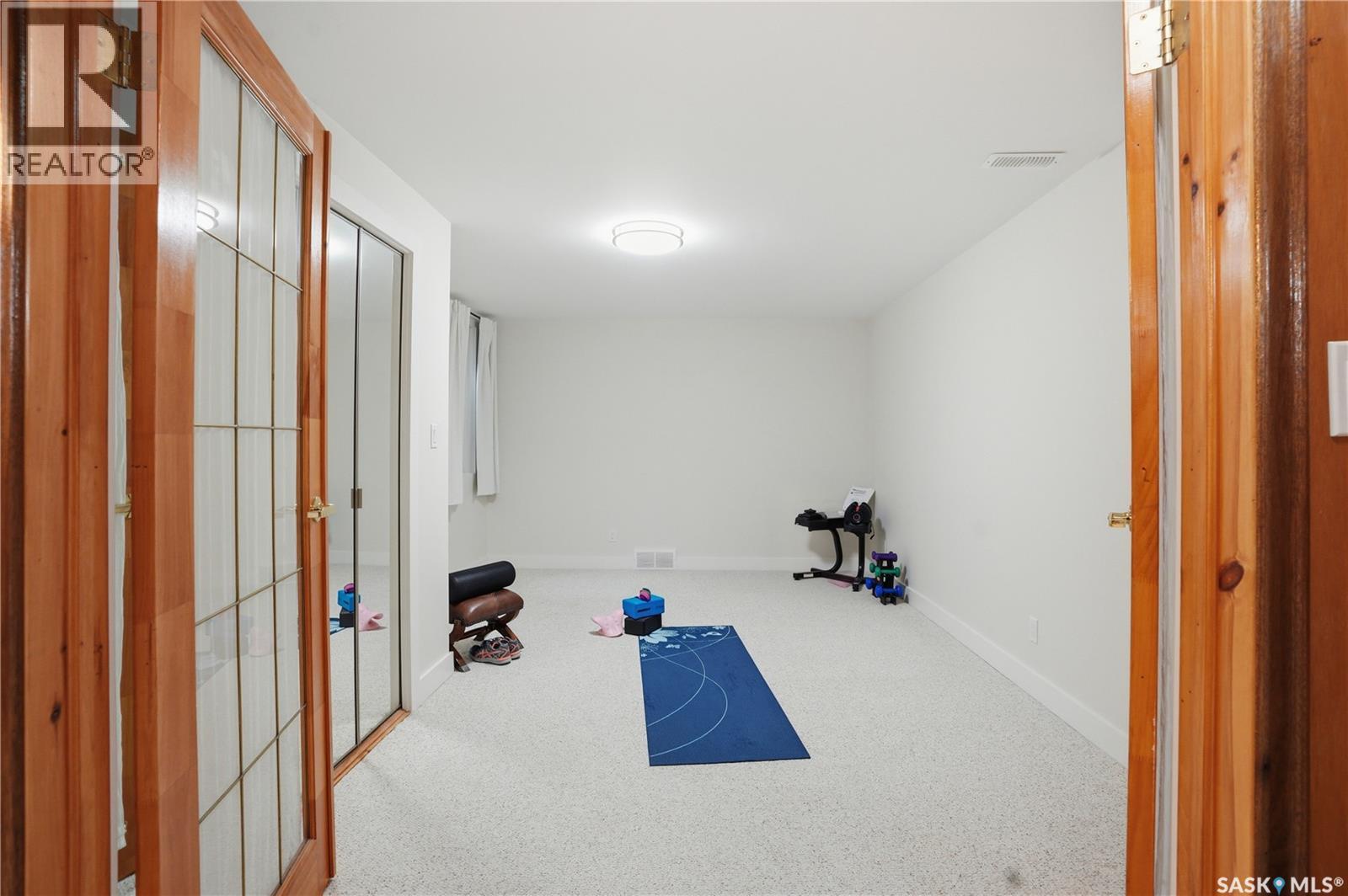425 Bate Crescent, Saskatoon, Saskatchewan  S7H 3A6 - Photo 37 - SK034713