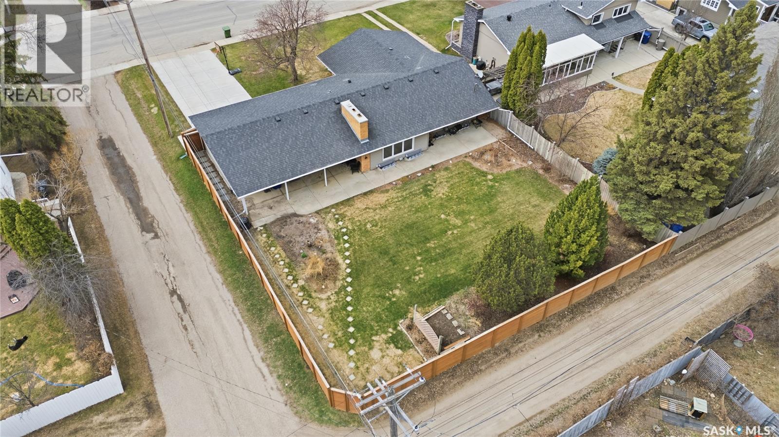 425 Bate Crescent, Saskatoon, Saskatchewan  S7H 3A6 - Photo 45 - SK034713