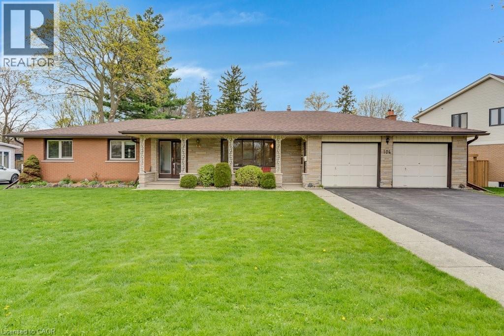 106 Highland Park Park, Cambridge, Ontario  N3H 3H4 - Photo 1 - 40827753