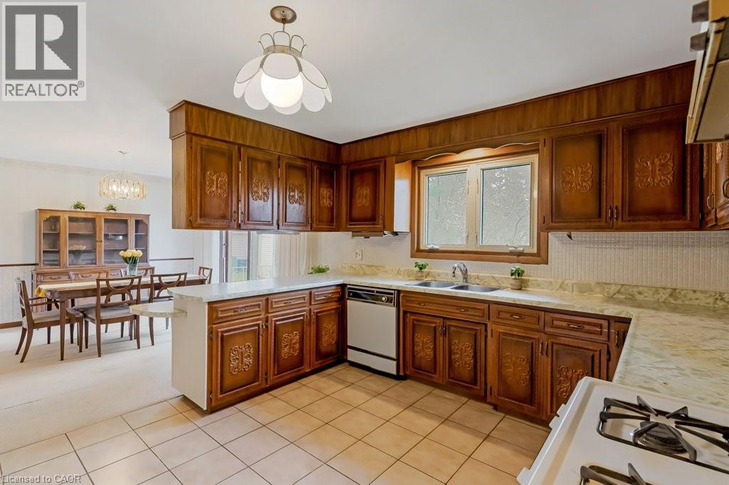 106 Highland Park Park, Cambridge, Ontario  N3H 3H4 - Photo 4 - 40827753