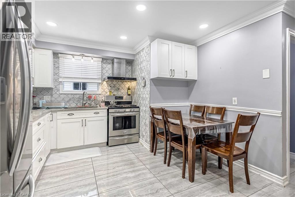 70 Ossington Drive, Hamilton, Ontario  L8W 3S4 - Photo 10 - 40827145