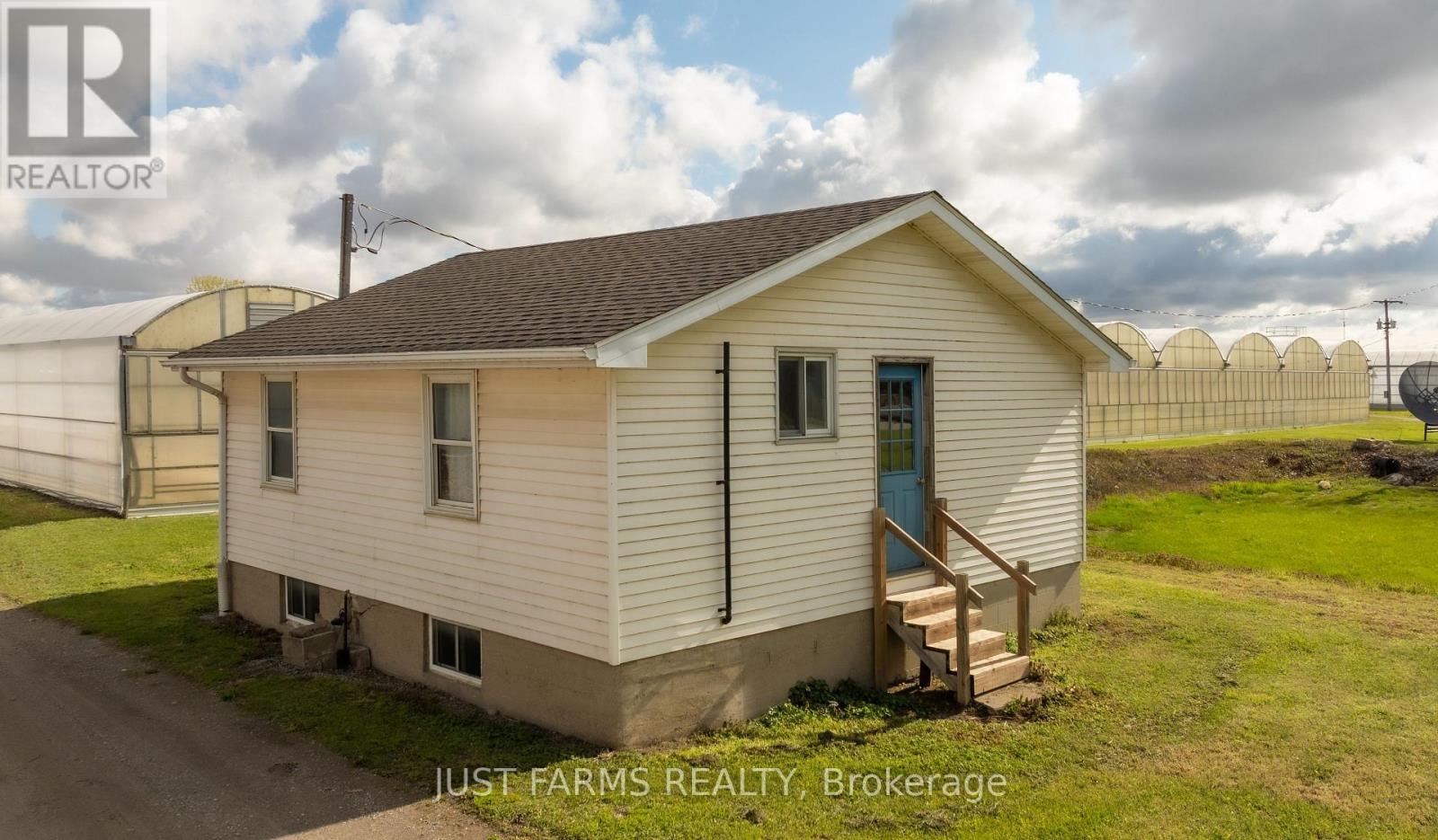 3036 Seacliff Drive, Kingsville, Ontario  N9Y 2N5 - Photo 12 - X13094466