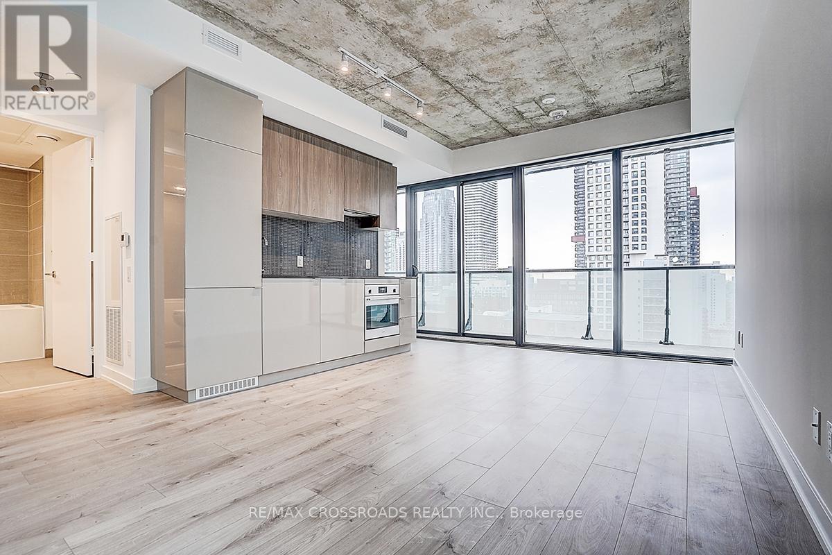 1802 - 161 Roehampton Avenue, Toronto, Ontario  M4P 0C8 - Photo 12 - C13094204