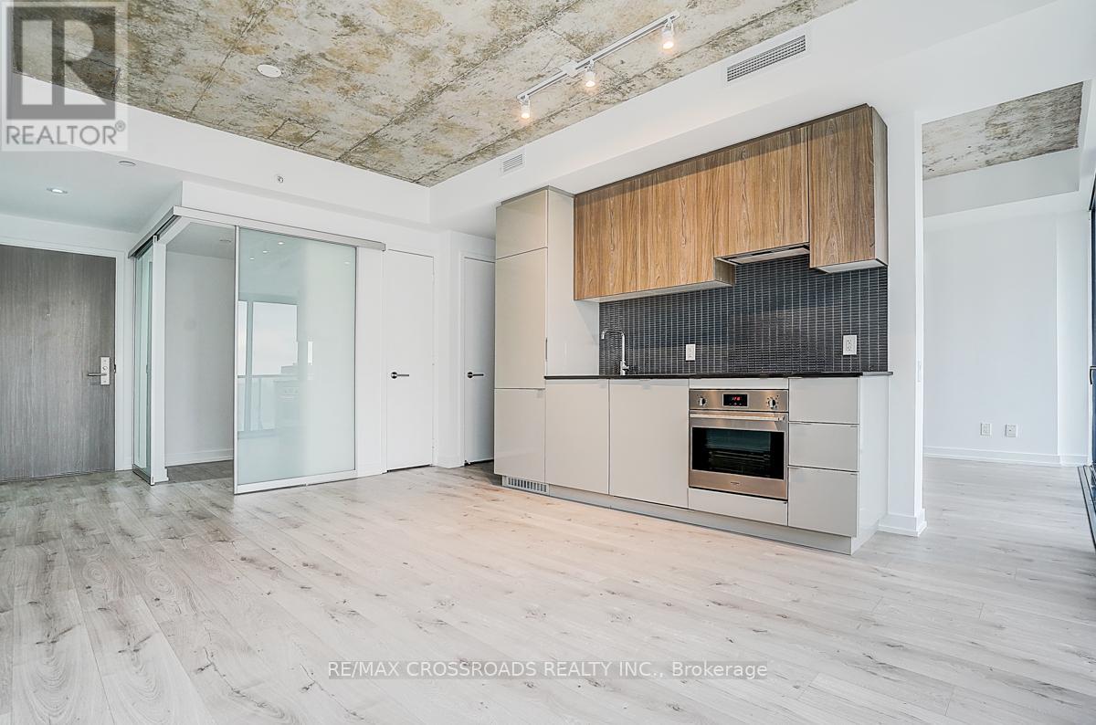 1802 - 161 Roehampton Avenue, Toronto, Ontario  M4P 0C8 - Photo 9 - C13094204