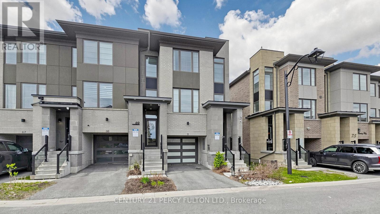 71 Donald Fleming Way, Whitby, Ontario  L1R 0N8 - Photo 3 - E13088606
