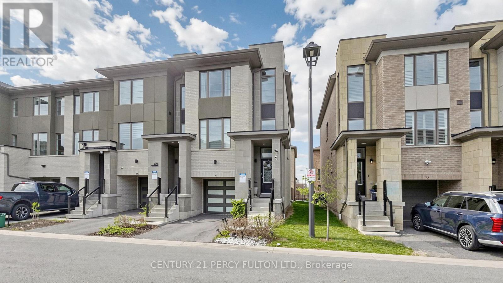 71 Donald Fleming Way, Whitby, Ontario  L1R 0N8 - Photo 2 - E13088606