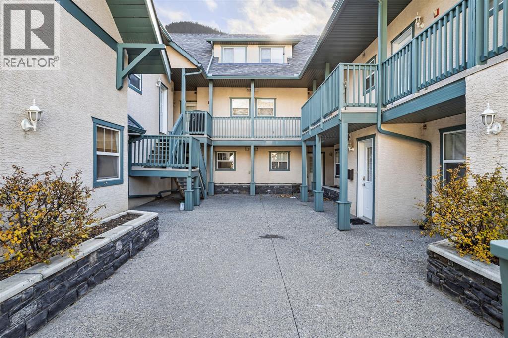 9, 504 Banff Avenue, Banff, Alberta  T1L 1E7 - Photo 2 - A2267670