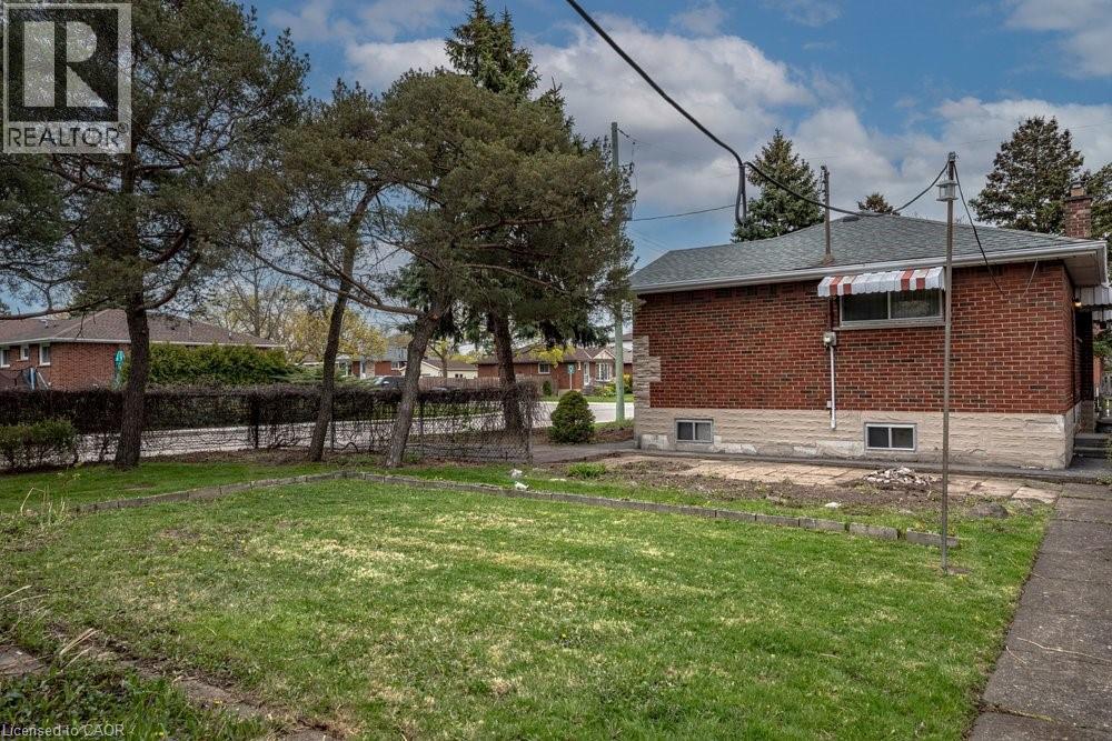 14 Callie Road, Hamilton, Ontario  L9A 1Z4 - Photo 45 - 40826772
