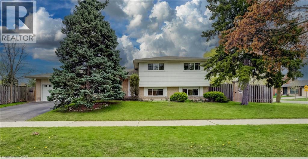 2235 WAYCROSS Crescent, Mississauga, Ontario