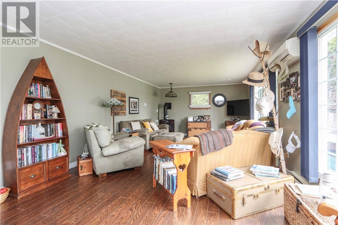 2568 Rockville Road, Mindemoya, Ontario  P0P 1S0 - Photo 9 - 2127588